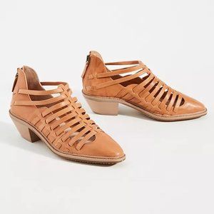 NWT - Kelsi Dagger Brooklyn Clinton Shooties